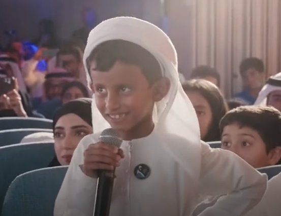 Abdalla asks his astronaut dad what he likes about Earth.
