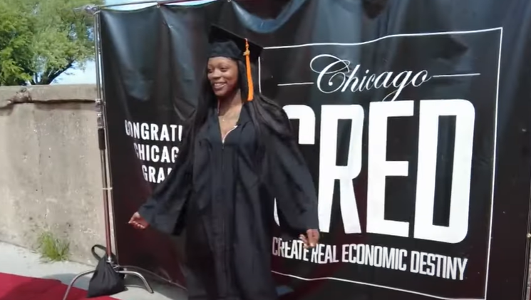 Leneaha finally gets to graduate high school at 27.