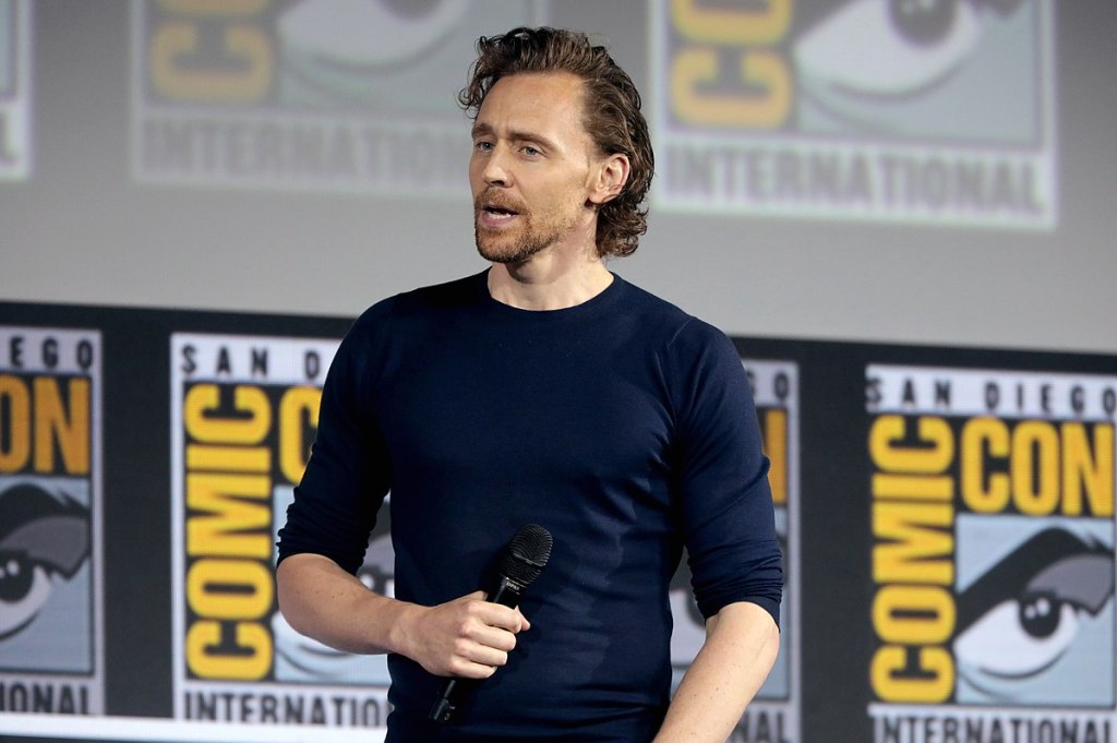 Tom Hiddleston knows nine languages. 
