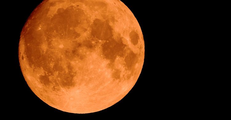 The harvest moon occurs every year around the first day of fall.