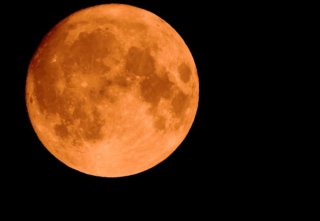 The harvest moon occurs every year around the first day of fall.