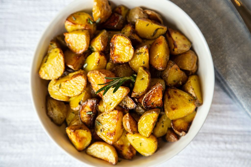 Eating potatoes is good for your heart. 