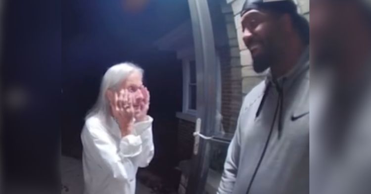 Elderly Woman Complains About Neighbor’s Lights — His Response Could Not Be Sweeter.