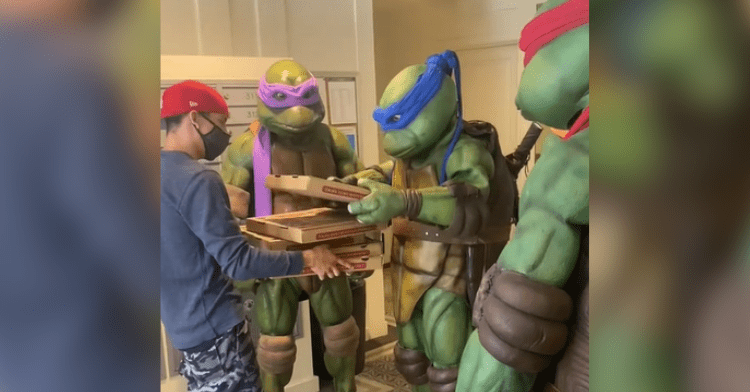 ninja turtles and pizza man