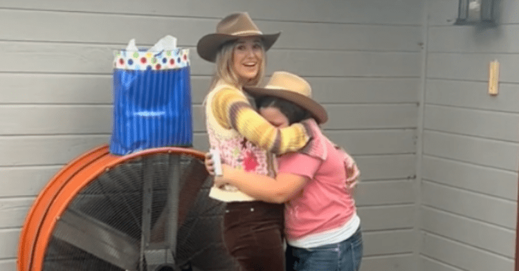 lainey wilson surprise