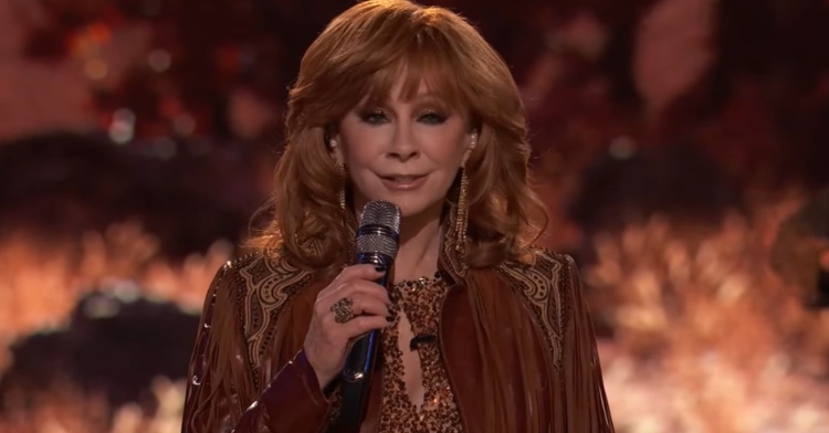 Close up of Reba McEntire singing a new song, "Seven Minutes in Heaven," on "The Voice."