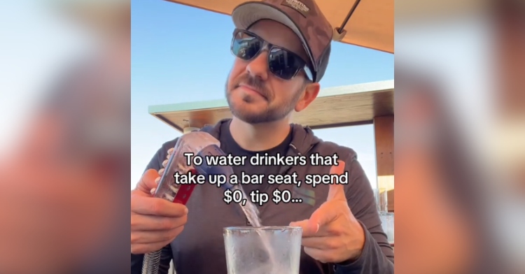 Bartender Shares Surprisingly Heartwarming Message About People Who Don't  Drink Or Tip. – InspireMore