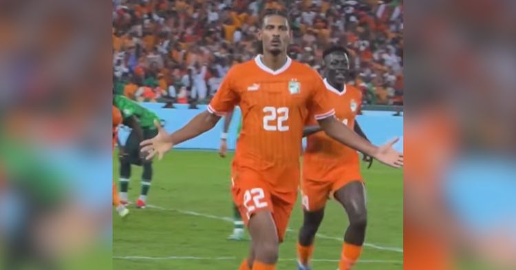 Sébastien Haller takes a victory lap after scoring.