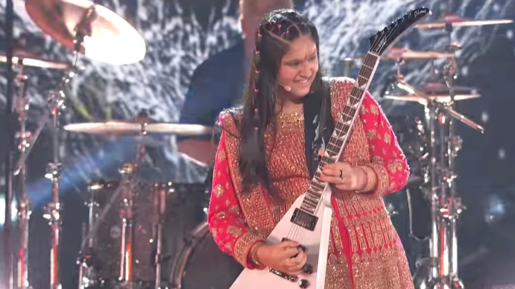 AGT Guitar