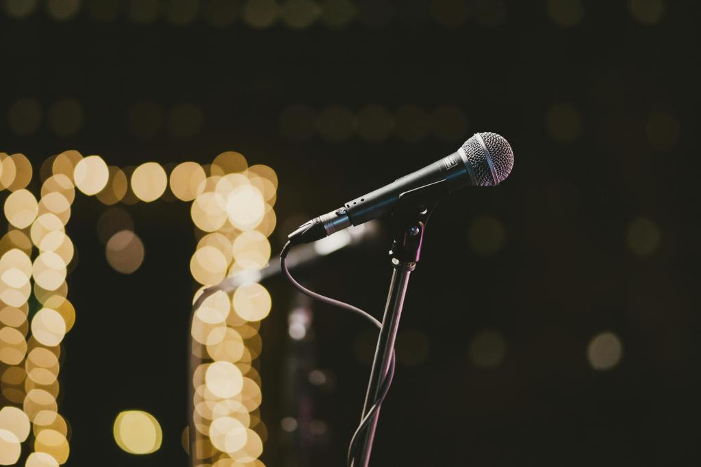 Microphone with stage lights