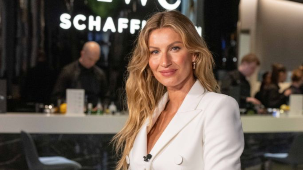 Gisele Bündchen Baby Bump