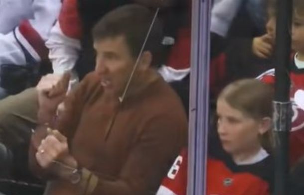 Eli Manning's daughter is cool and calm after her Dad flinched when a puck hit the Plexiglas in front of their seats.