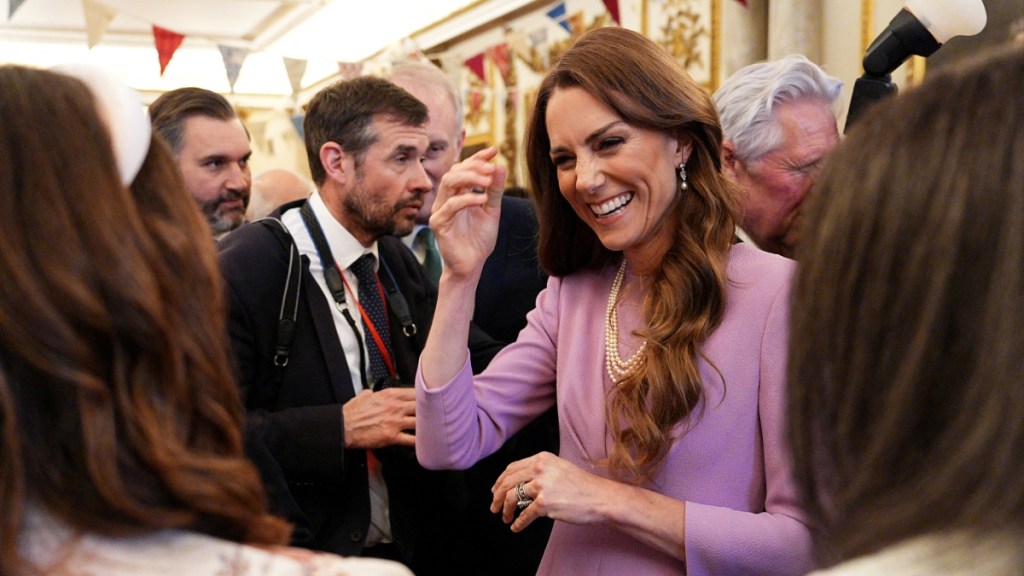 Princess Kate Pearls