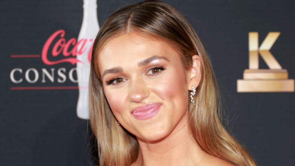 Sadie Robertson Huff Daughter