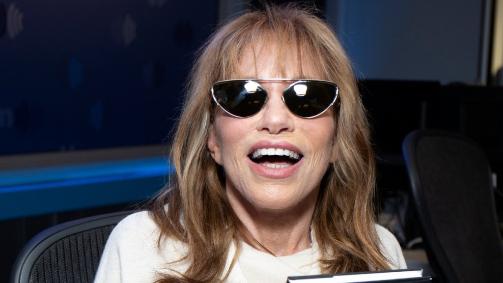 Carly Simon Shares Life Update and Big Music News