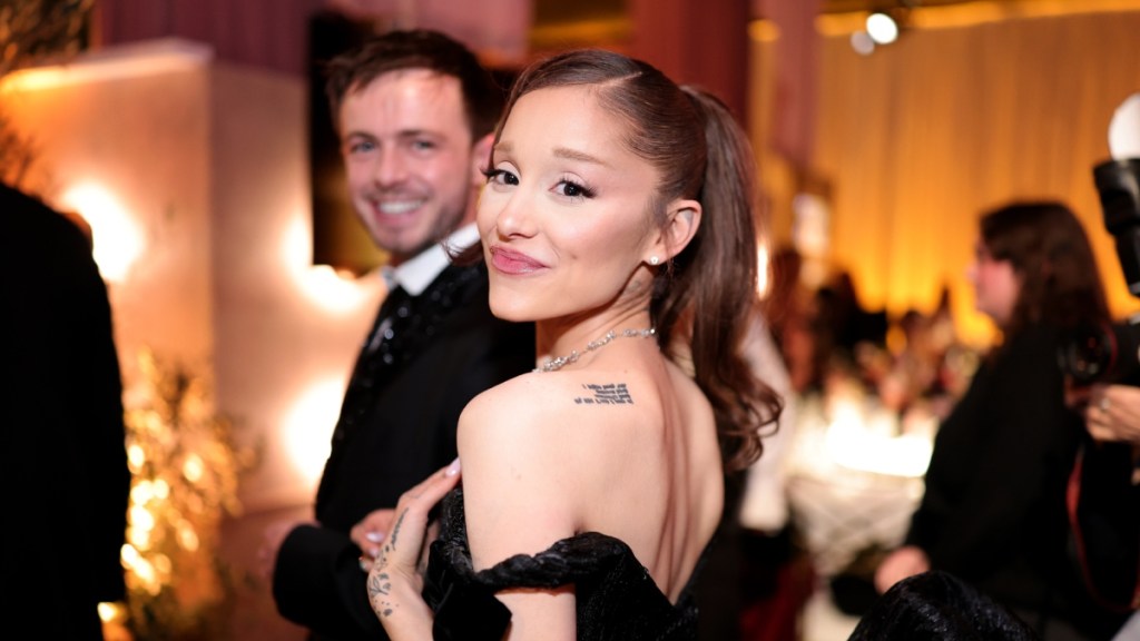 Ariana Grande Break